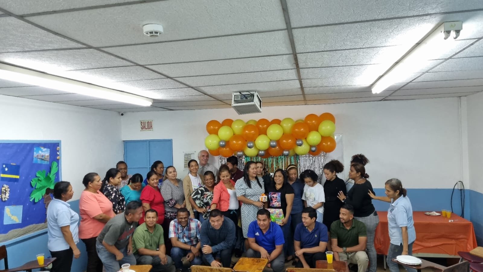Cumpleaños de Nancy Guardia y de Miriam Caballero