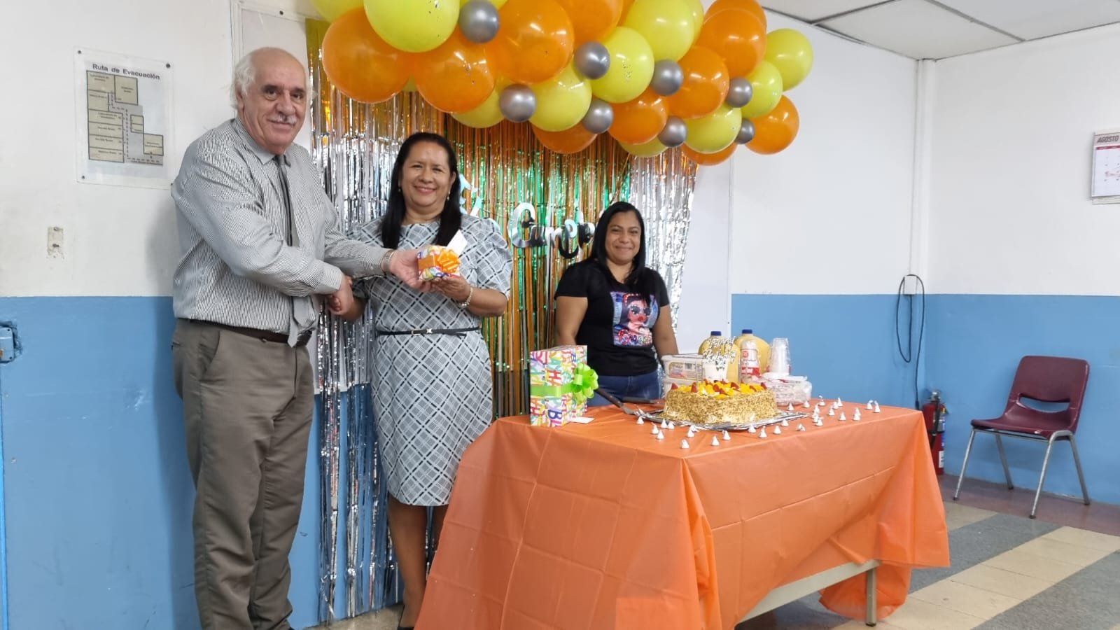 Cumpleaños de Nancy Guardia y de Miriam Caballero