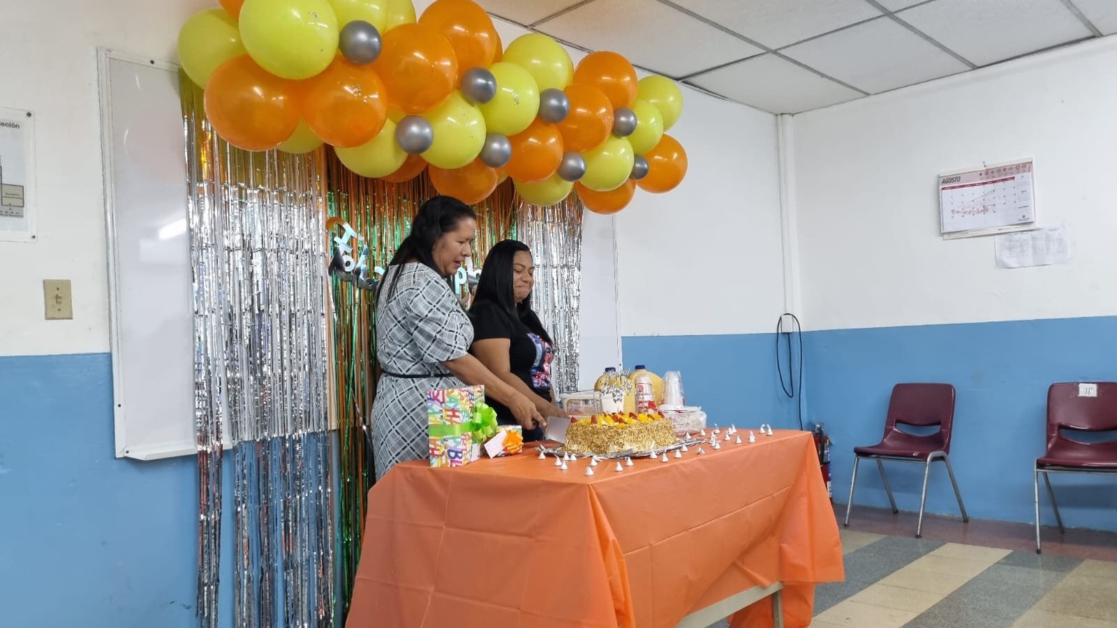 Cumpleaños de Nancy Guardia y de Miriam Caballero