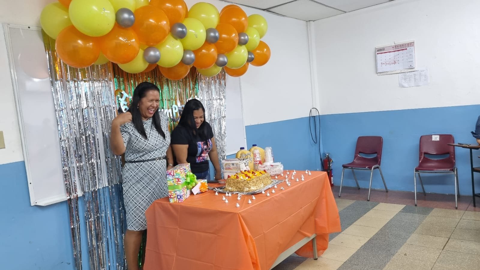 Cumpleaños de Nancy Guardia y de Miriam Caballero